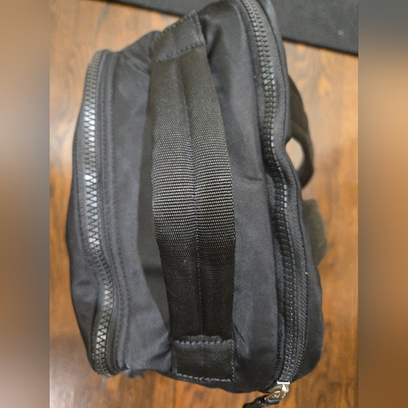 Lululemon Backpack - Picture 8 of 9